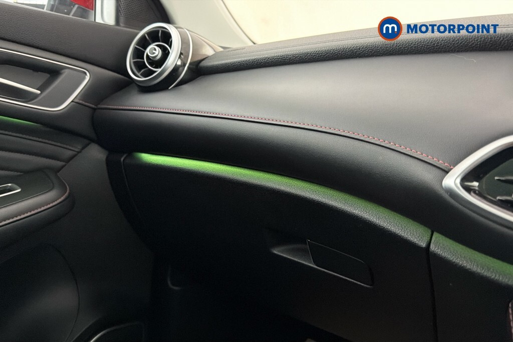 MG HS Exclusive 1.5T Plug-in Hybrid 16.6 Kwh Black #16
