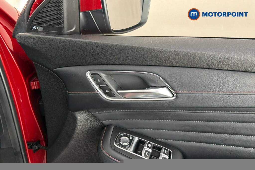 MG HS Exclusive 1.5T Plug-in Hybrid 16.6 Kwh Black #36