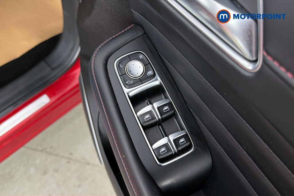 MG HS Exclusive 1.5T Plug-in Hybrid 16.6 Kwh Black #23