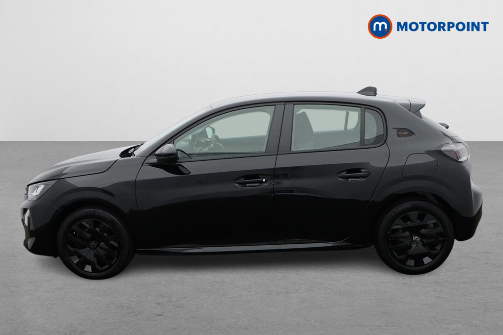 Peugeot 208 1.2 Puretech 100 Style Black #3