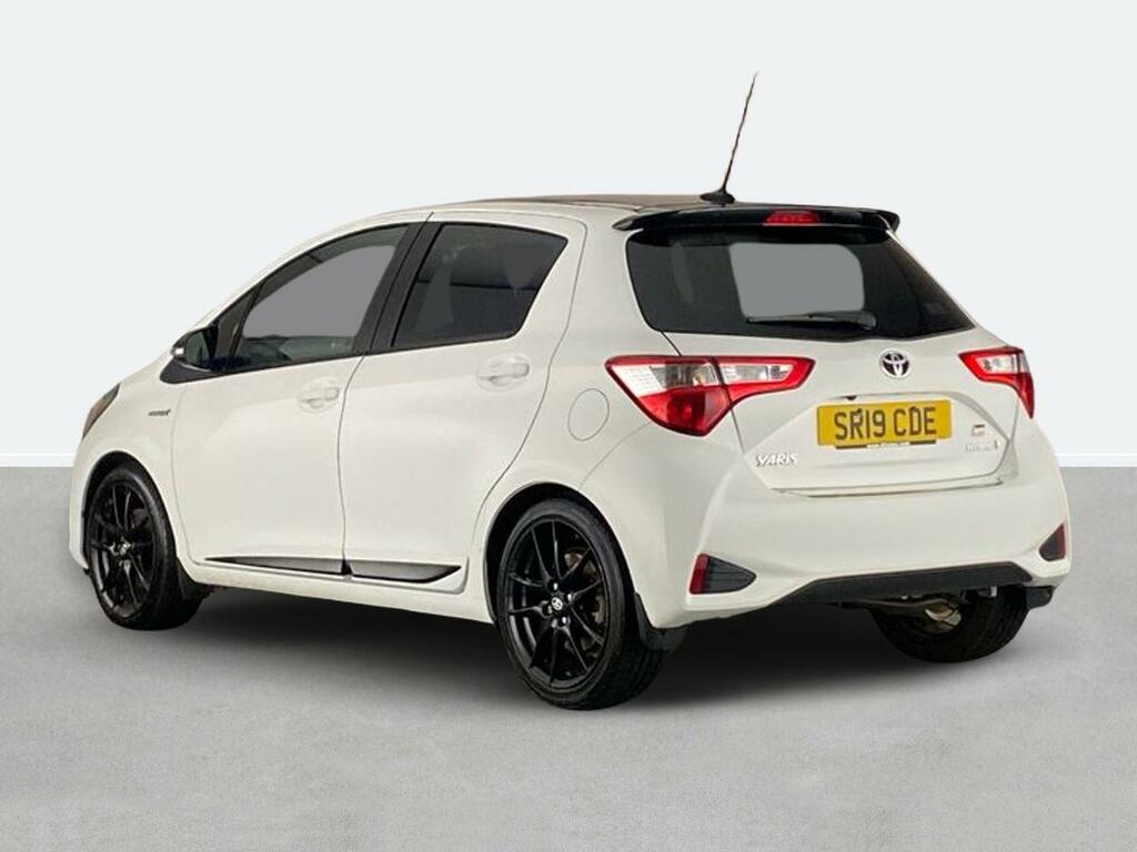 Toyota Yaris 1.5 Hybrid Gr-sport Cvt SR19CDE White #5