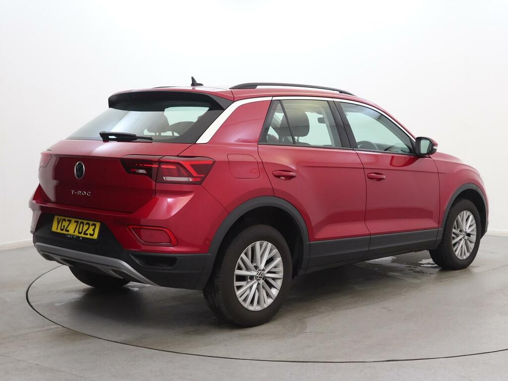 Volkswagen T-Roc 1.5 Tsi Life YGZ7023 Red #5