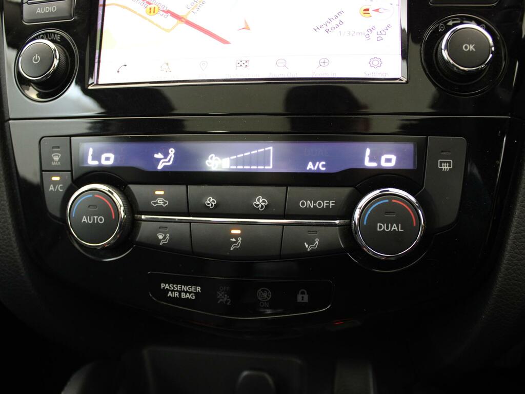 Nissan Qashqai Dci N-motion Suv Grey #24