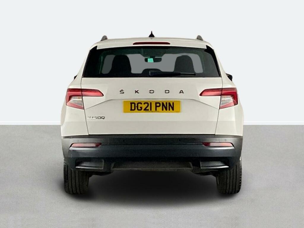 Skoda Karoq 1.0 Tsi 110 Se White #4