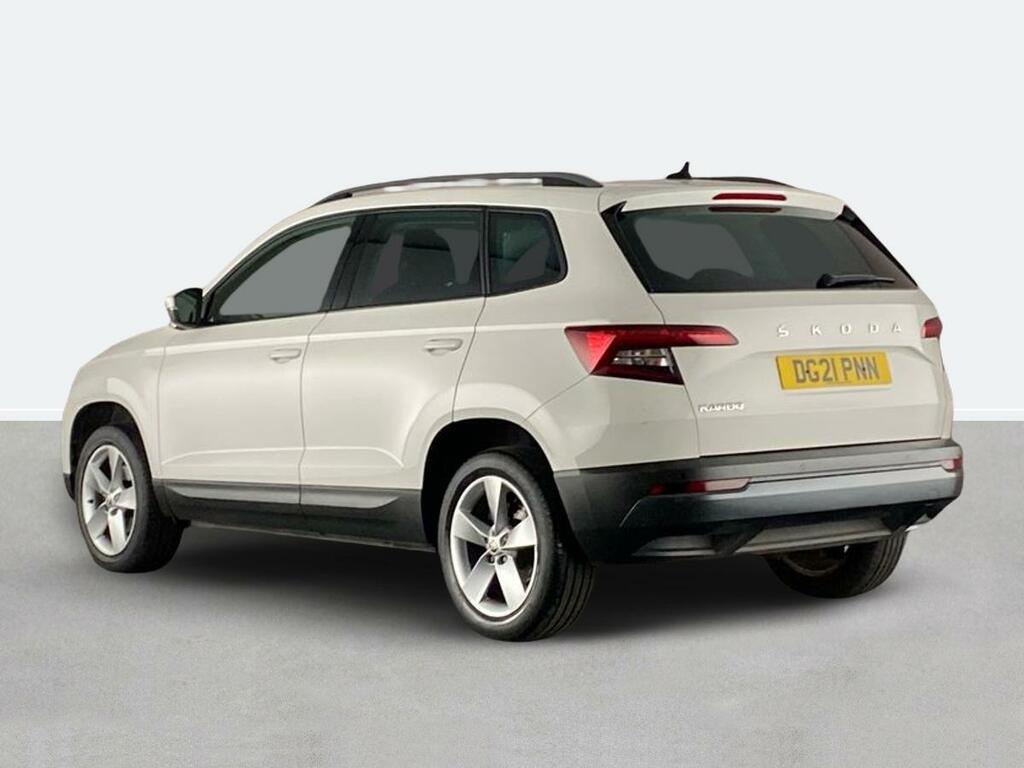 Skoda Karoq 1.0 Tsi 110 Se White #5