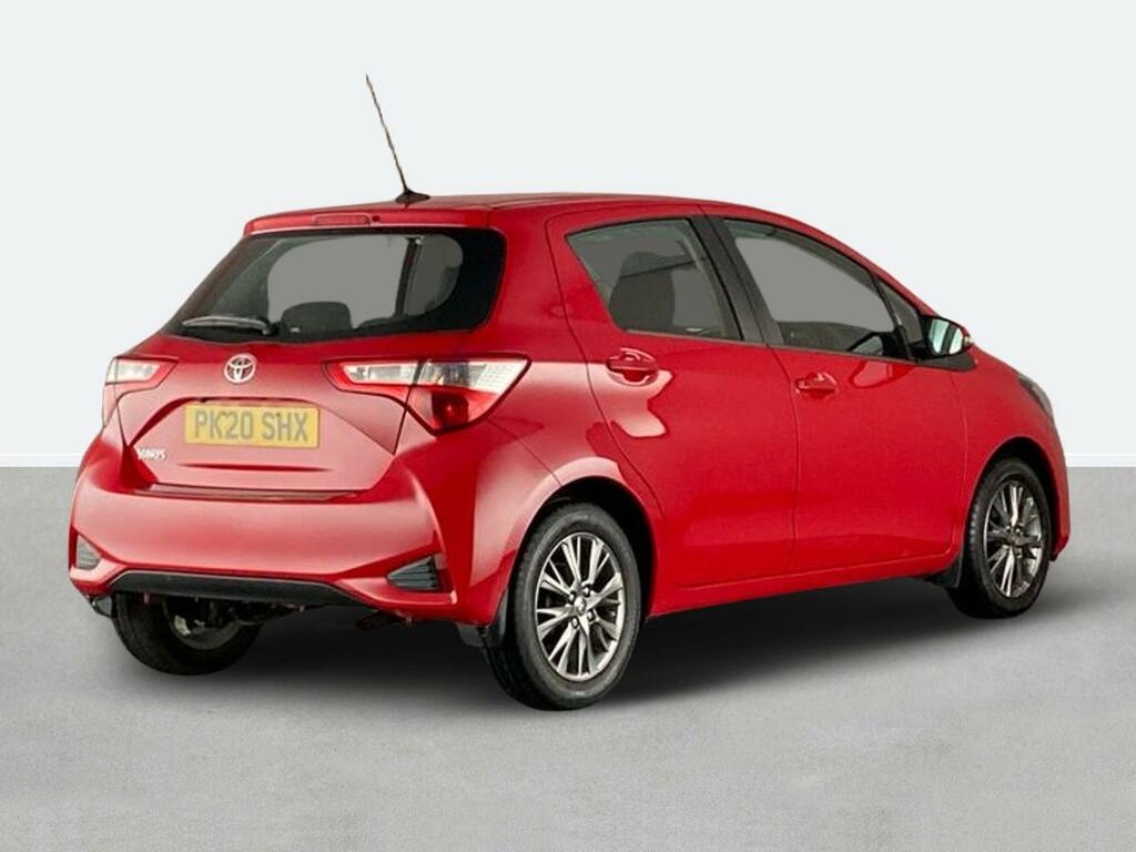 Toyota Yaris 1.5 Vvt-i Icon Cvt Red #3