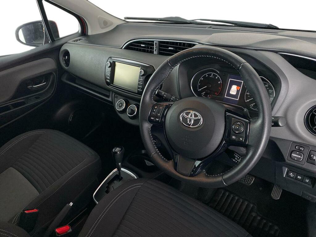 Toyota Yaris 1.5 Hybrid Excel Cvt Brown #12