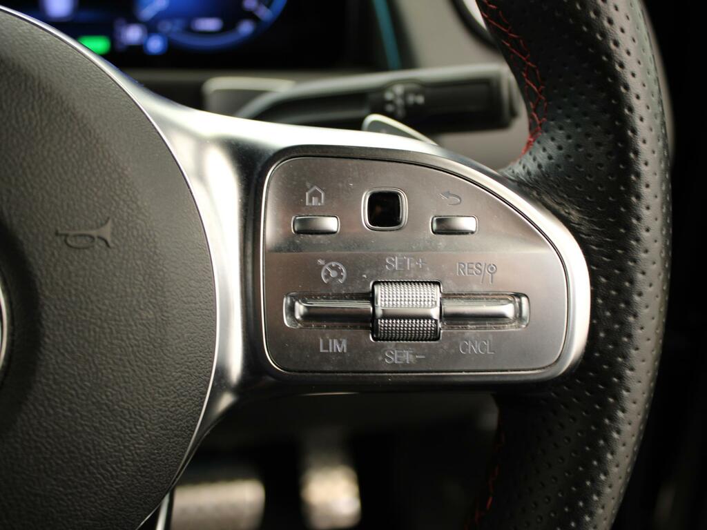 Mercedes-Benz EQB Eqb 300 66.5Kwh Amg Line 4Matic Grey #38