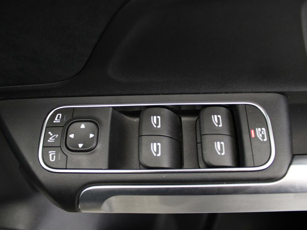 Mercedes-Benz EQB Eqb 300 66.5Kwh Amg Line 4Matic Grey #45