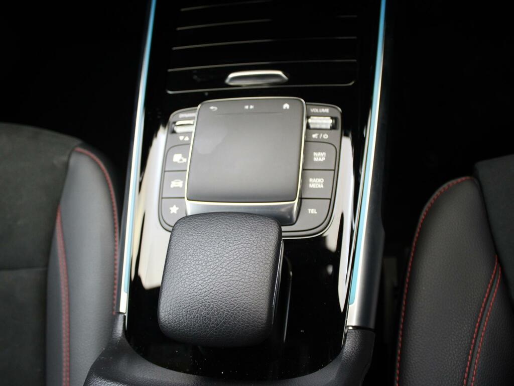 Mercedes-Benz EQB Eqb 300 66.5Kwh Amg Line 4Matic Grey #32