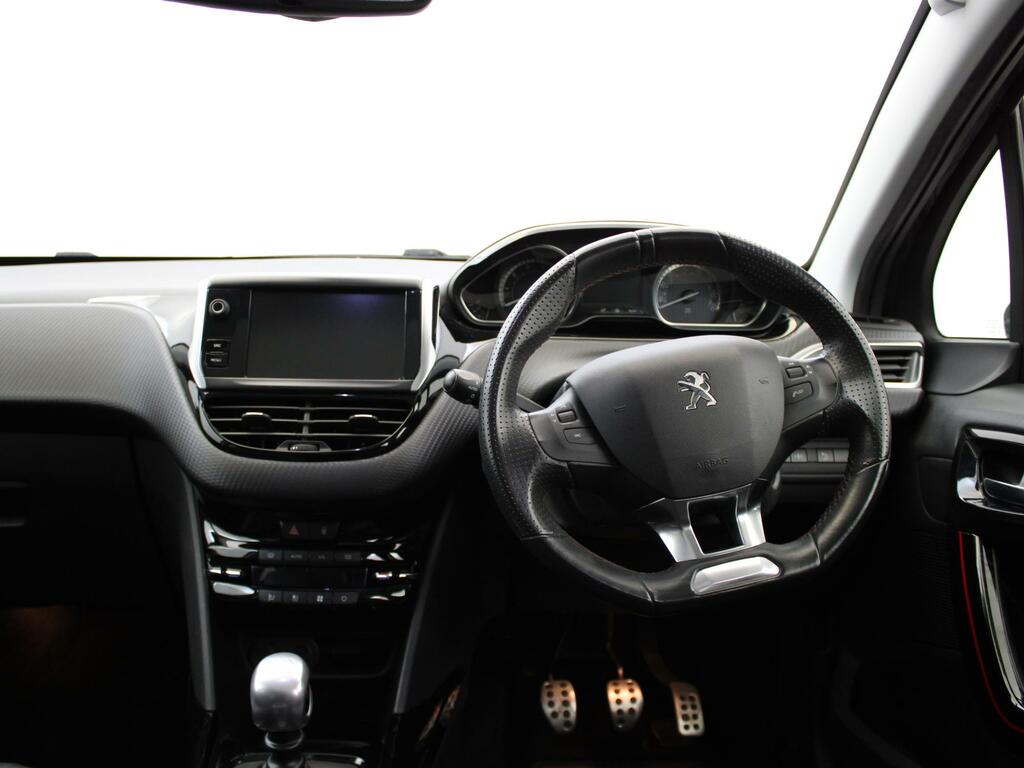 Peugeot 2008 1.2 Puretech 110 Signature Eat6 Black #12