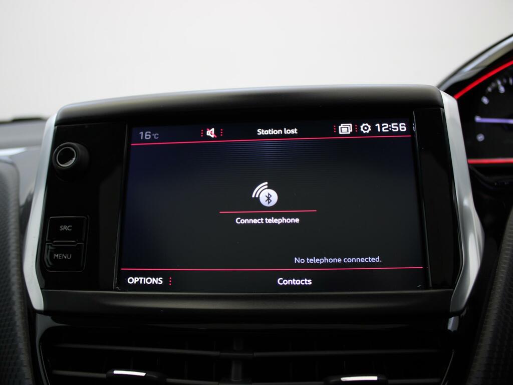 Peugeot 2008 1.2 Puretech 110 Signature Eat6 Black #19