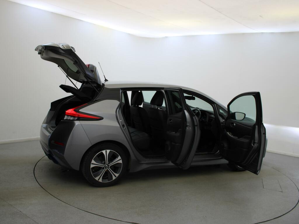 Nissan Leaf 40Kwh N-connecta Cwvehiclemarketing White #34