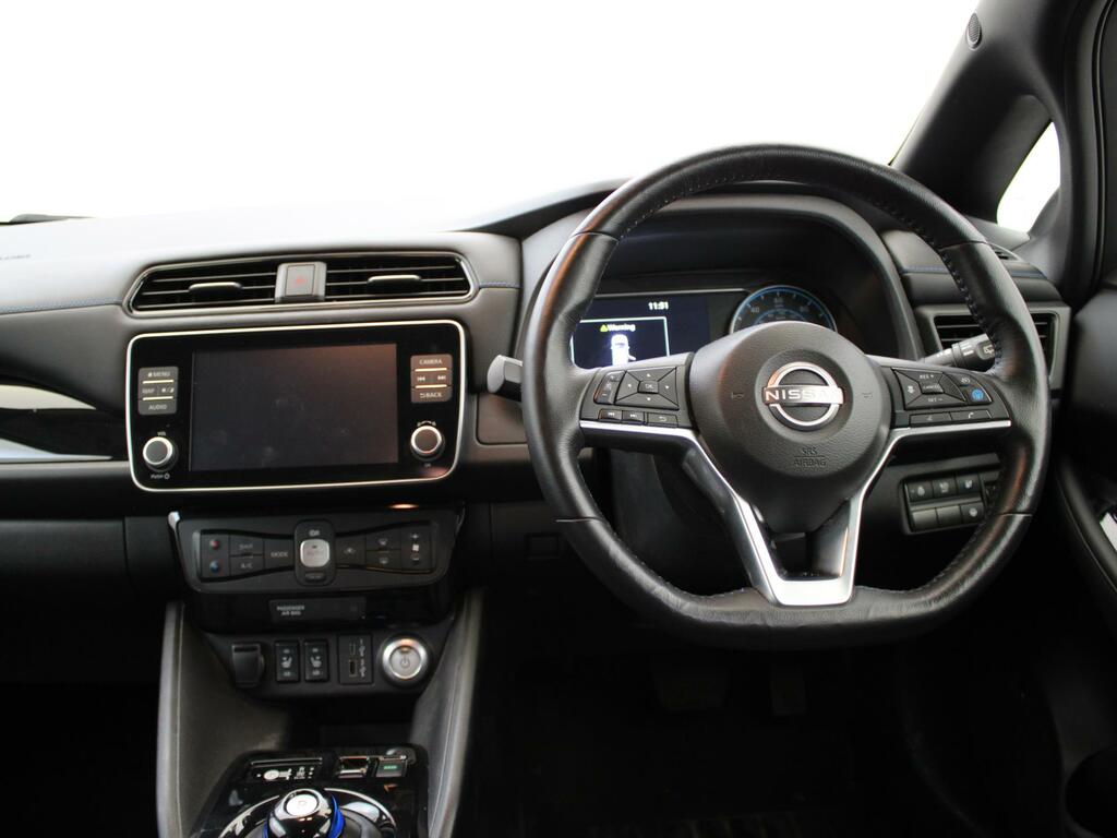 Nissan Leaf 110Kw Tekna 39Kwh Contrast Roof Grey #11