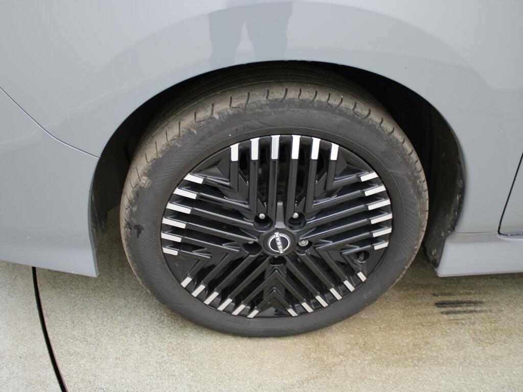 Nissan Leaf 110Kw Tekna 39Kwh Contrast Roof Grey #41