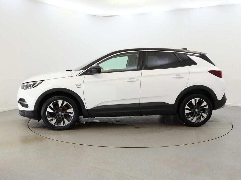 Vauxhall Grandland X 1.5 Turbo D Griffin White #4