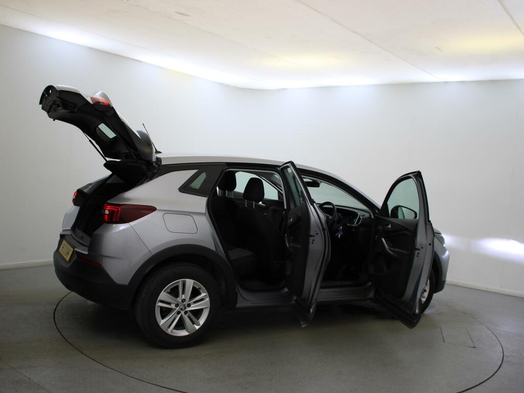 Vauxhall Grandland 1.6 Hybrid Elite Blue #34