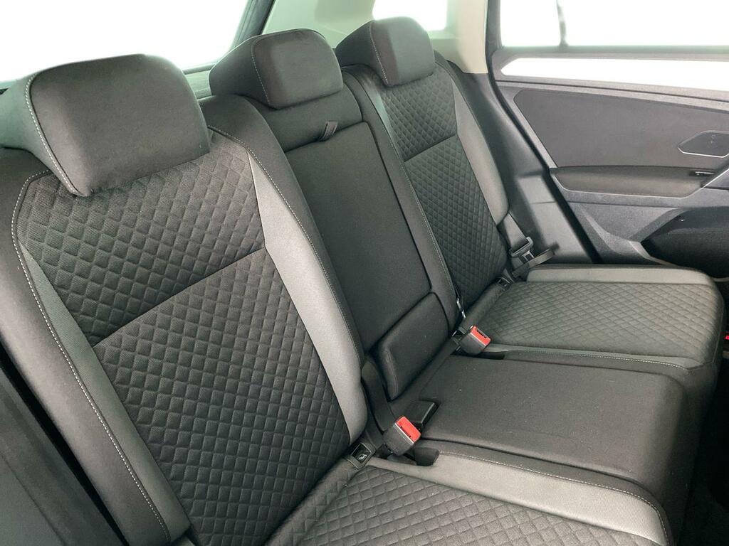 Volkswagen Tiguan 2.0 Se Navigation Tdi Dsg 148 Bhp Black #15