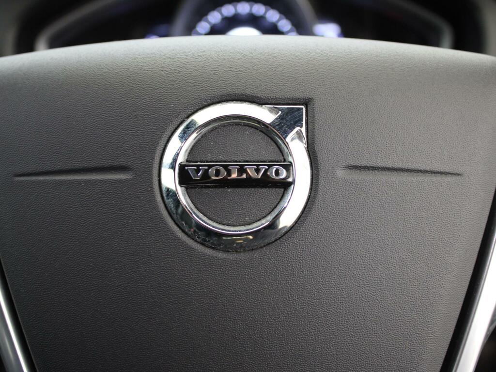 Volvo V40 2.0 T3 152 Inscription Winter Pack 17In Alloys Blue #26