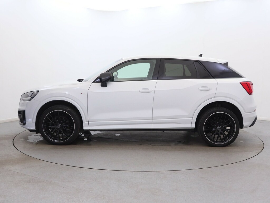 Audi Q2 35 Tfsi Black Edition S Tronic LD20WZJ White #4