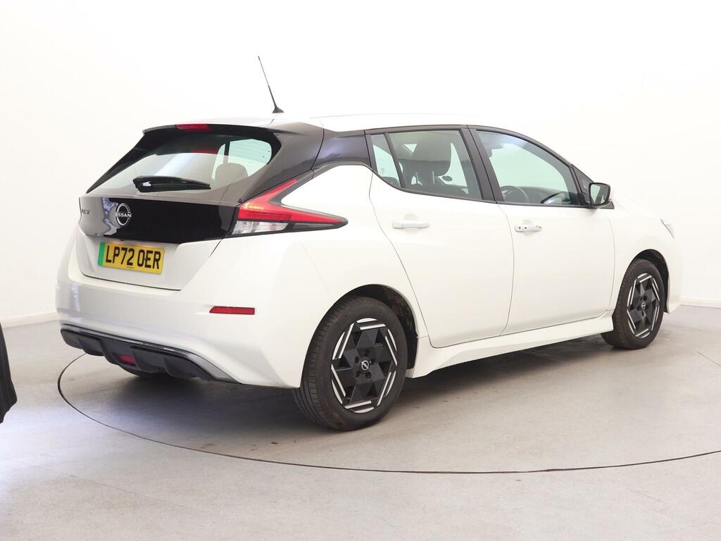 Nissan Leaf 110Kw Acenta 39Kwh White #4