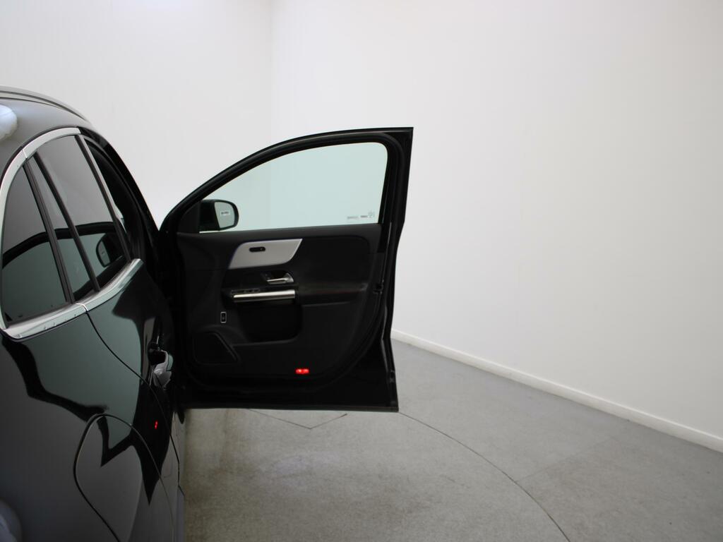 Mercedes-Benz EQA Mercedes 300 Estate Amg Line 168Kw 66.5Kwh White #33