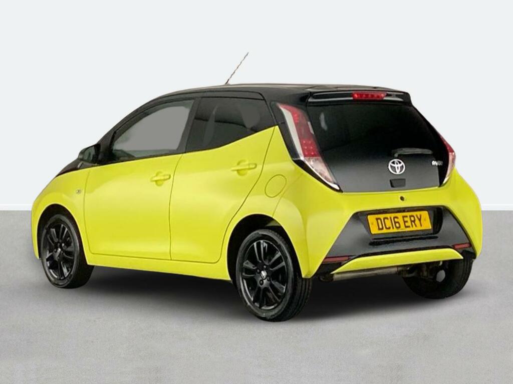 Toyota Aygo 1.0 Vvt-i X-cite 3 DC16ERY Yellow #5