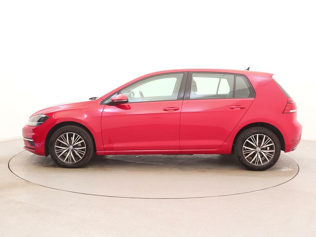 Volkswagen Golf Hatchback K29MJW Red #4