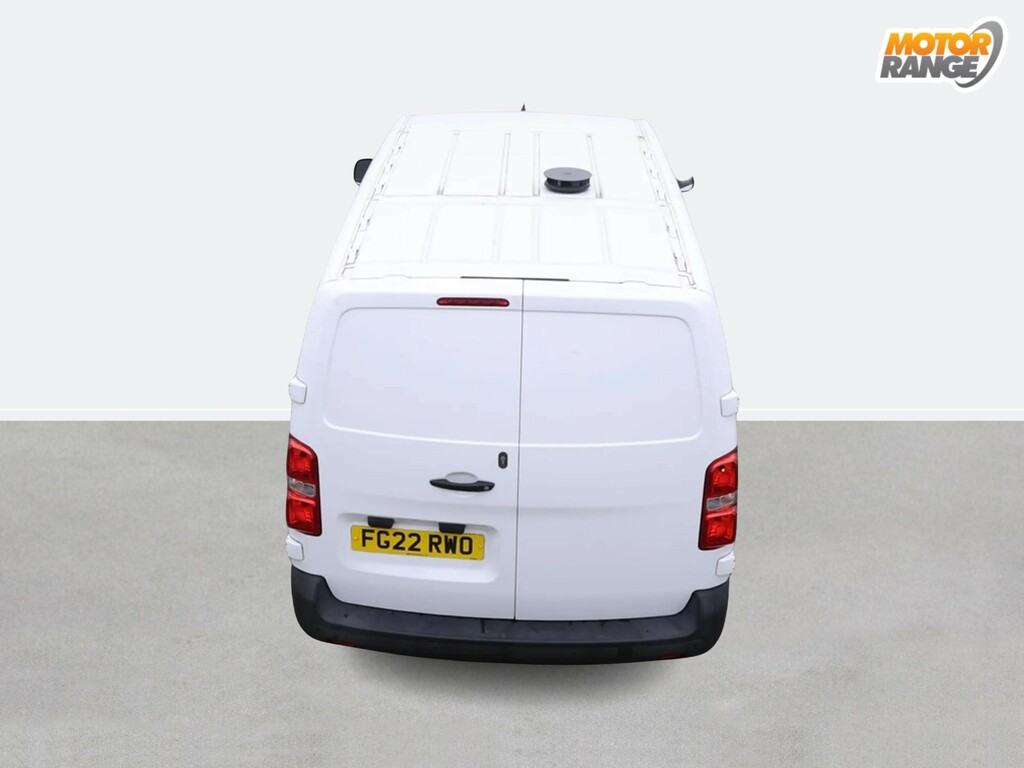 Vauxhall Vivaro Dynamic White #8