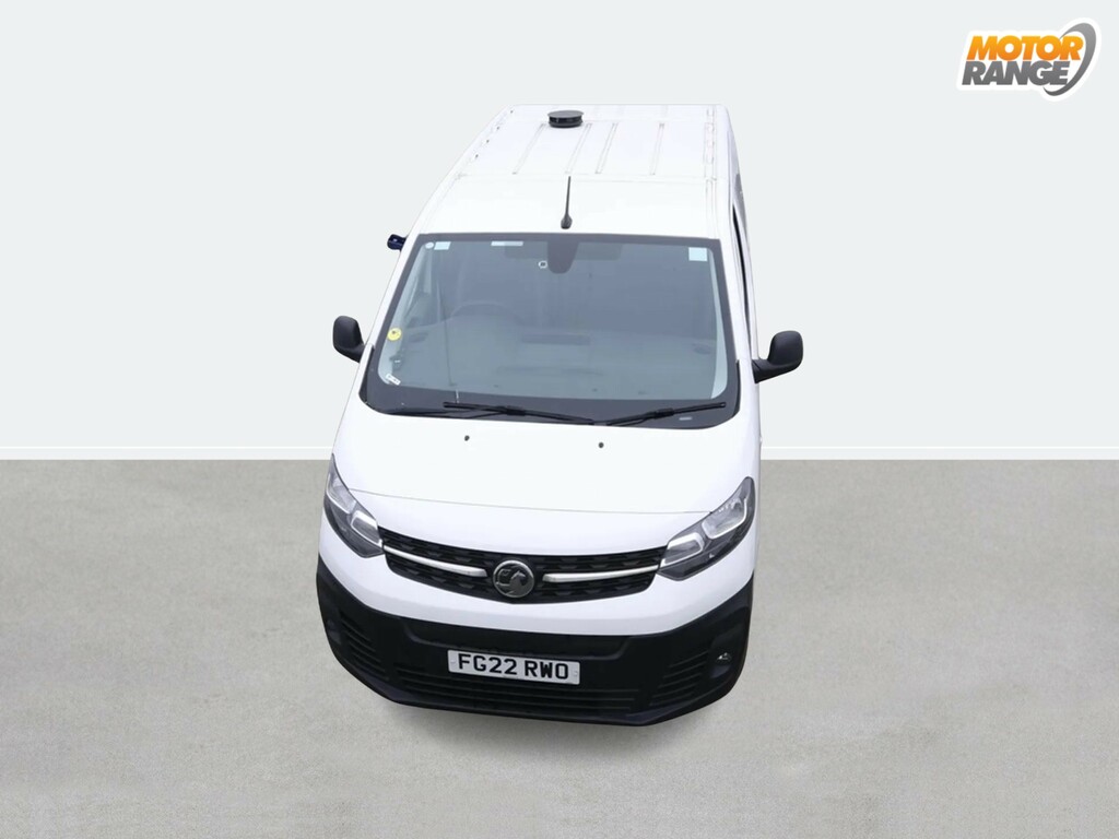 Vauxhall Vivaro Dynamic White #7