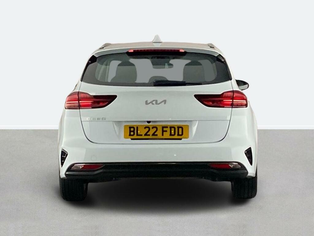 Kia Ceed 1.0T Gdi Isg 2 BL22FDD White #4
