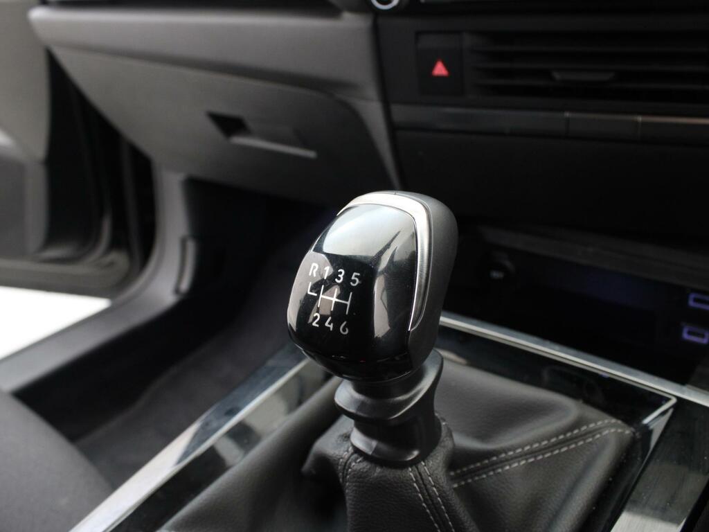 Vauxhall Astra 1.2L Design SL72KLS Black #23