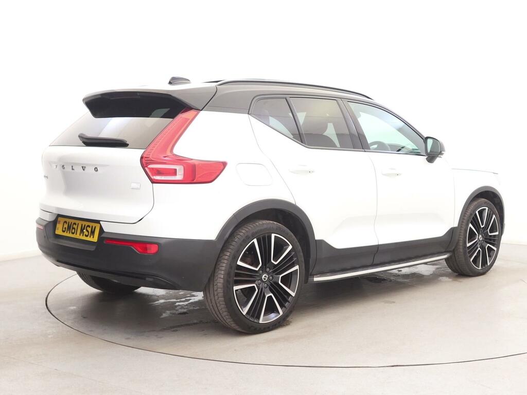 Volvo XC40 1.5 T5 Recharge Phev R Design Pro White #5