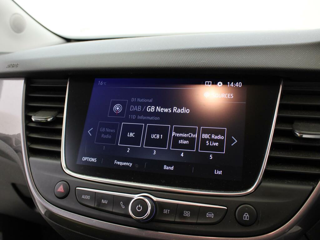 Vauxhall Crossland X Elite White #13