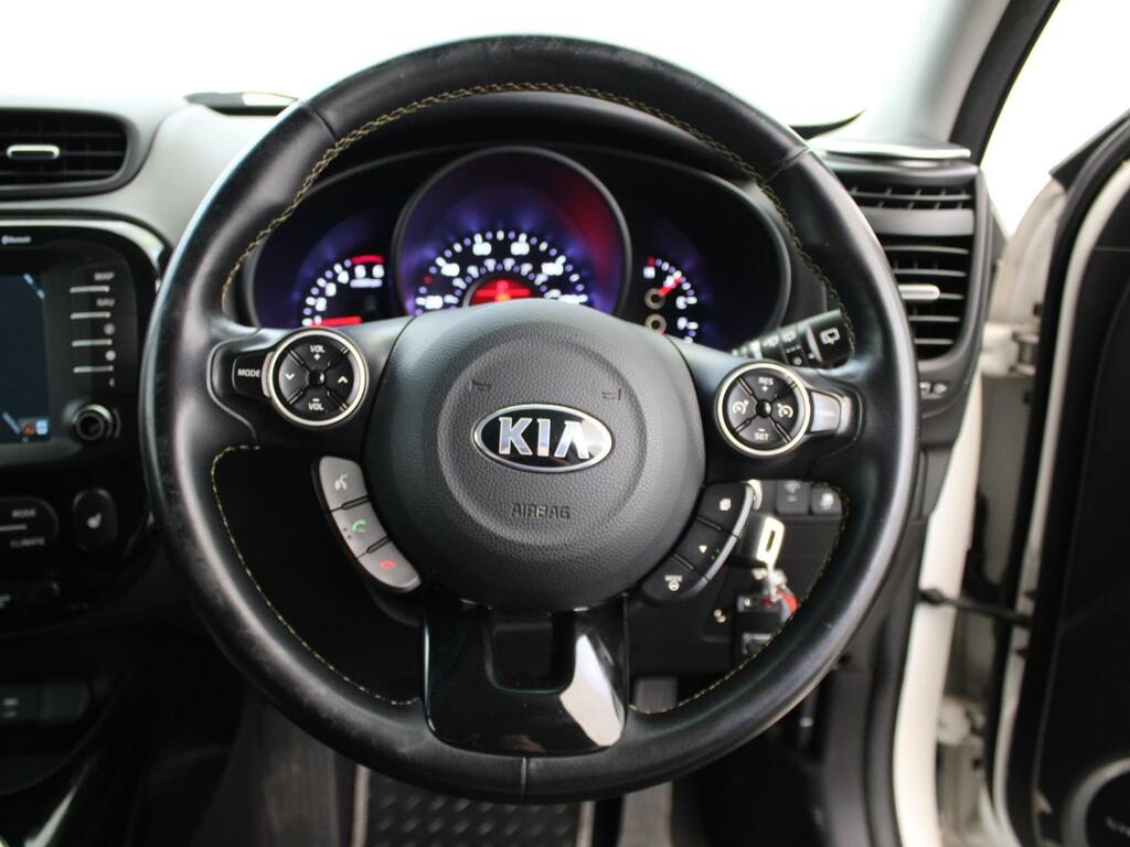 Kia Soul Connect Plus Red #25