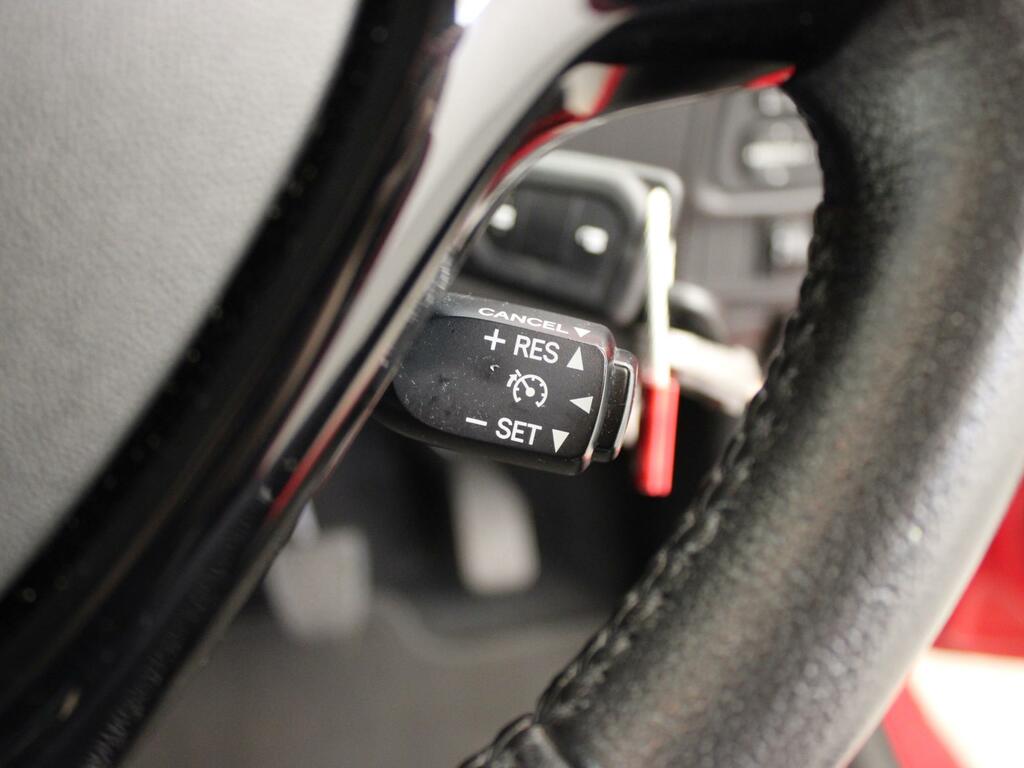 Toyota Aygo X-play Red #29