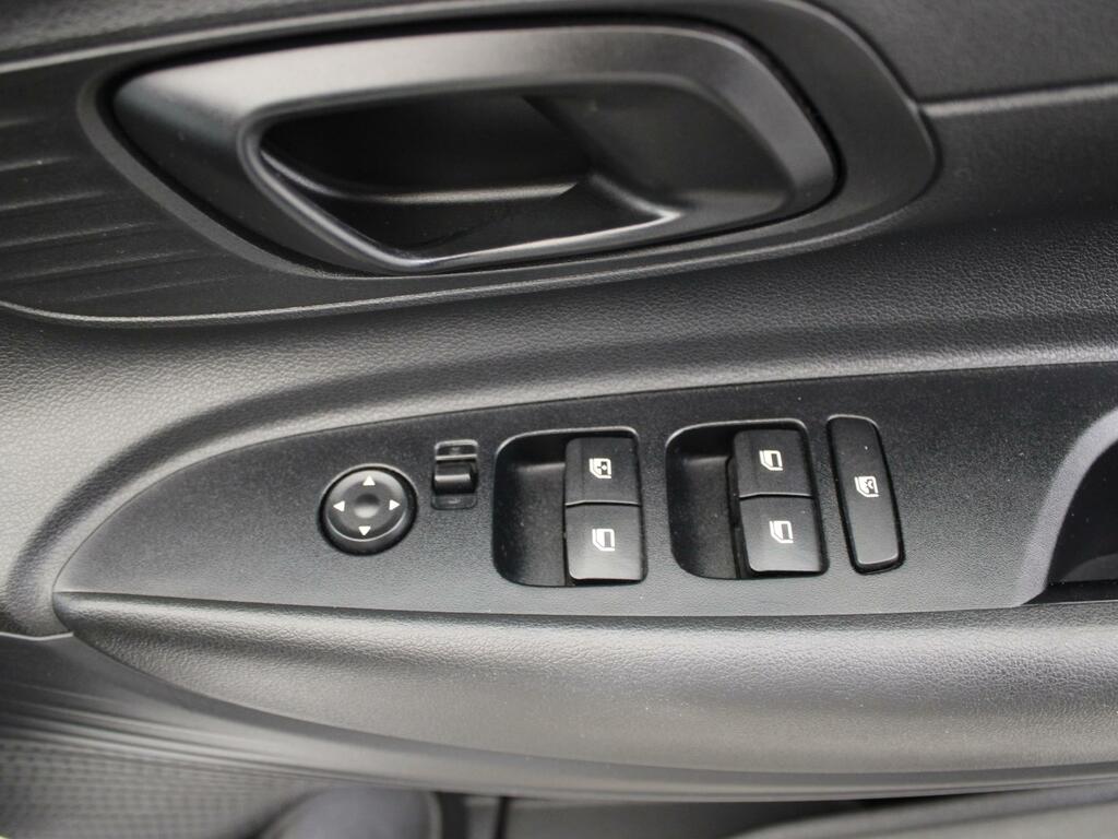 Hyundai I20 Hatchback Silver #30