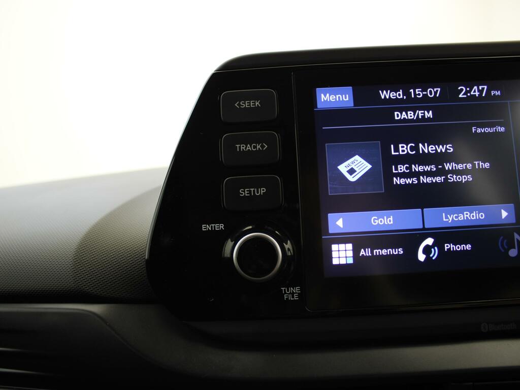 Hyundai I20 Hatchback Silver #21
