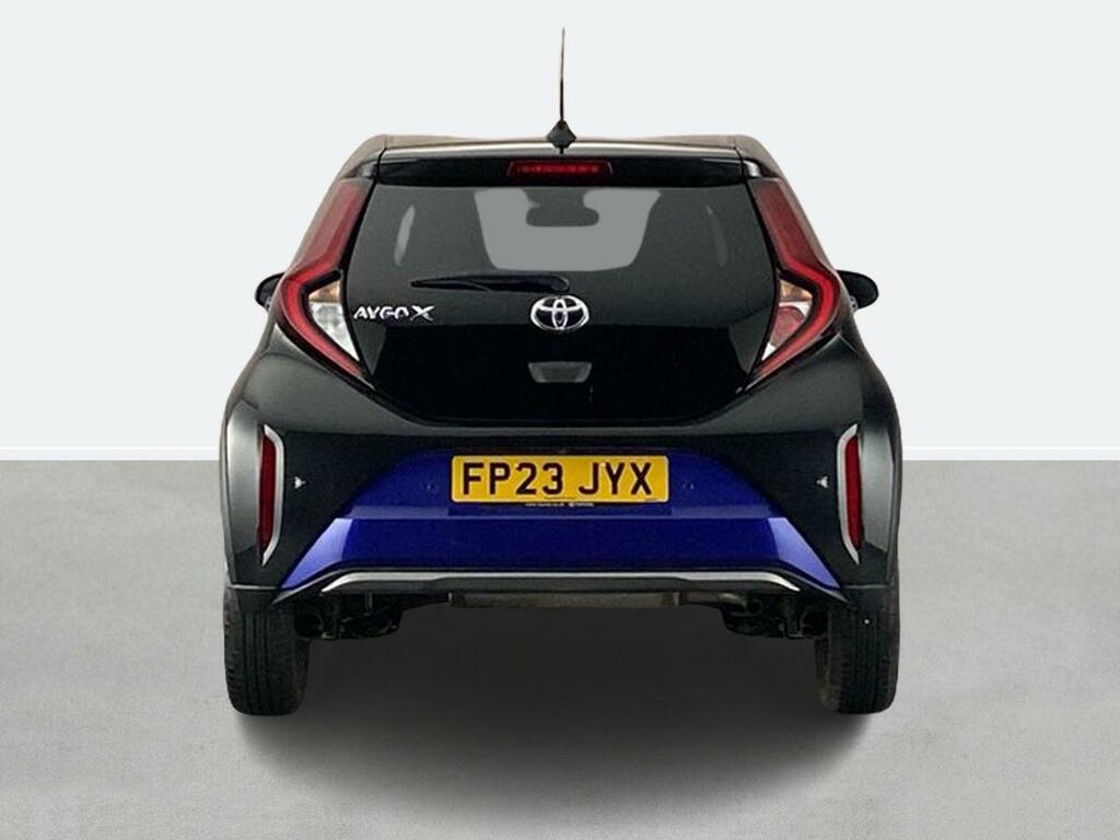 Toyota Aygo X 1.0 Vvt-i Exclusive Blue #4