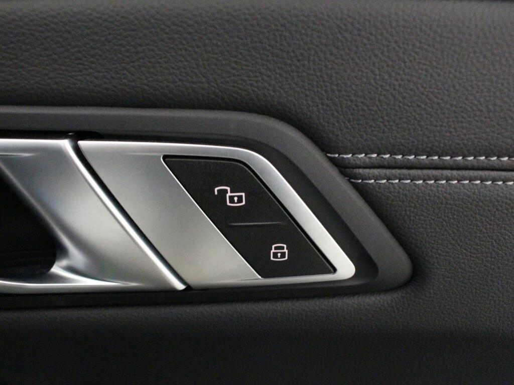 BMW 3 Series 320I M Sport Step Techplus Pack White #40