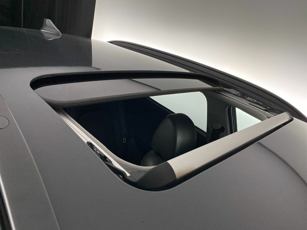 Hyundai Kona Hatchback Blue #29