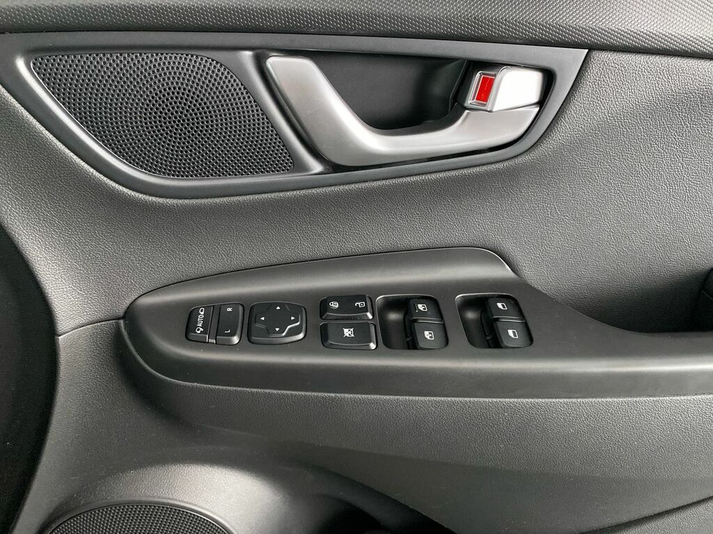 Hyundai Kona Hatchback Blue #22
