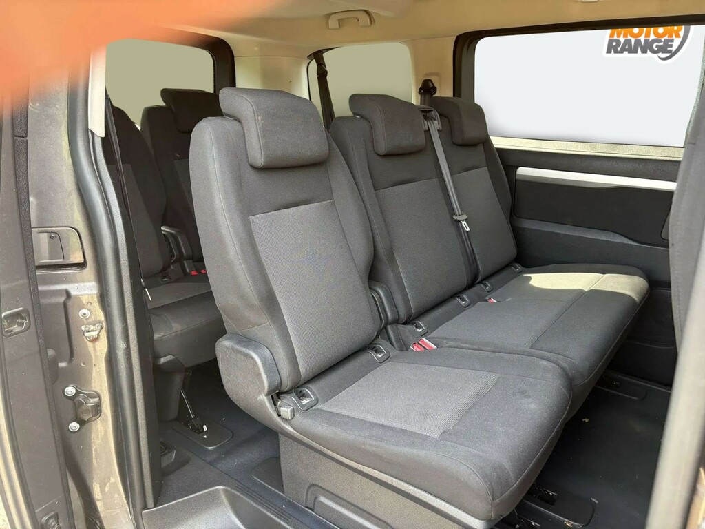 Toyota Proace Verso 1.5D Shuttle Medium Black #8