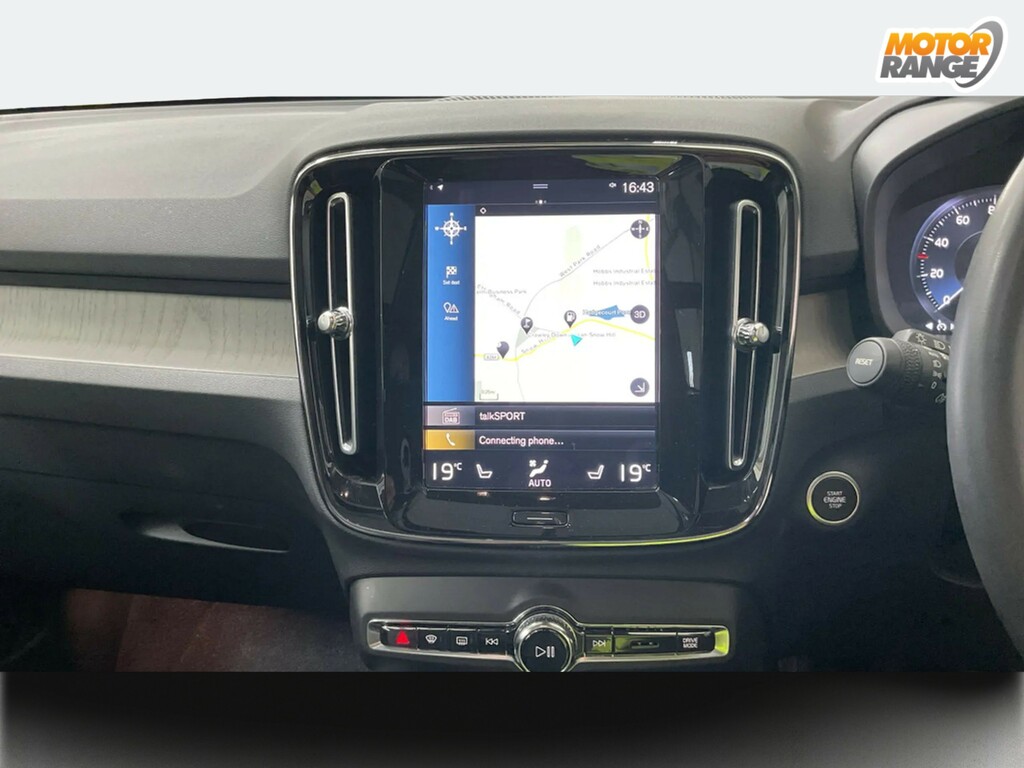 Volvo XC40 R-design, T3 Blue #9