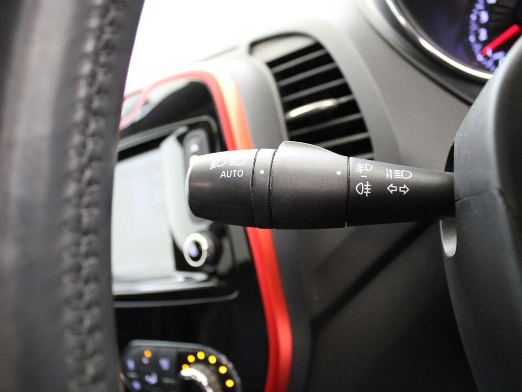 Renault Captur Captur Signature Nav Dci Black #36