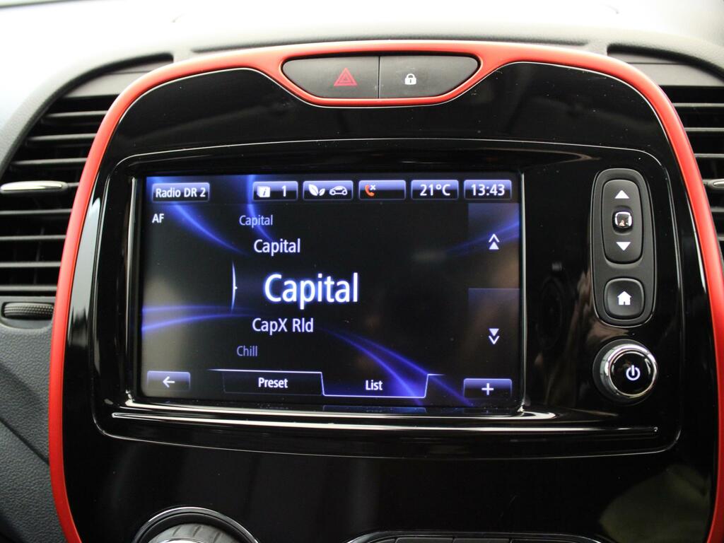 Renault Captur Captur Signature Nav Dci Black #26