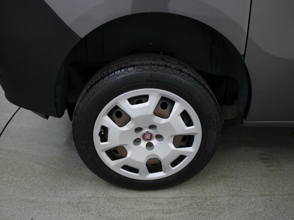 Fiat Doblo  White #45