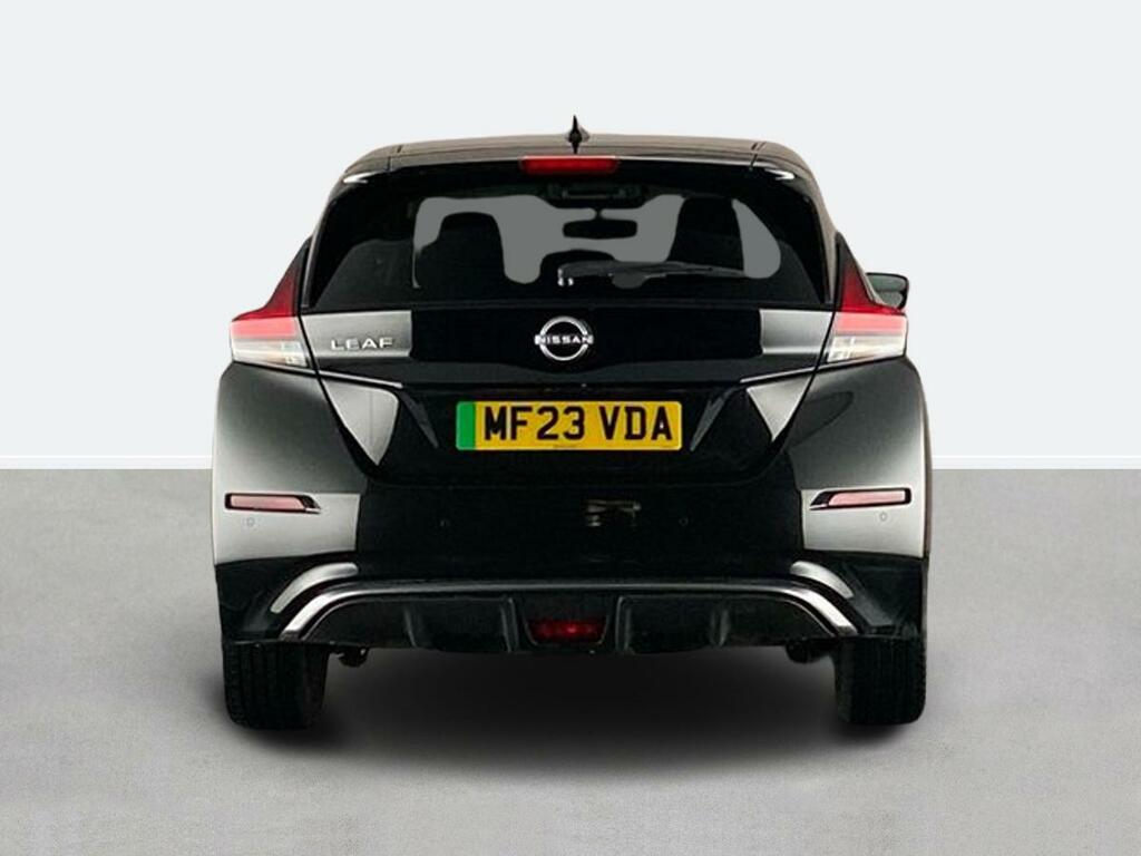 Nissan Leaf 110Kw N-connecta 39Kwh Black #4