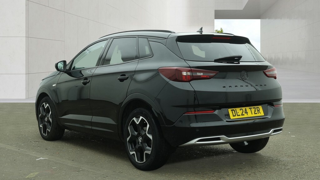 Vauxhall Grandland 1.2 Turbo Ultimate Black #3