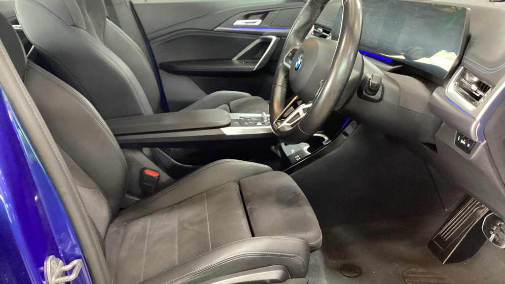 BMW iX1 Ix1 Edrive20 M Sport Blue #8